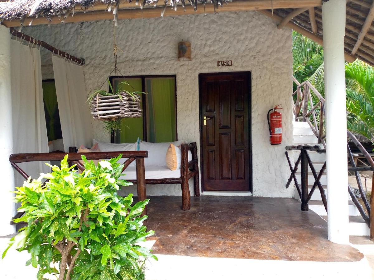 Mvuvi Lodge ワタム エクステリア 写真