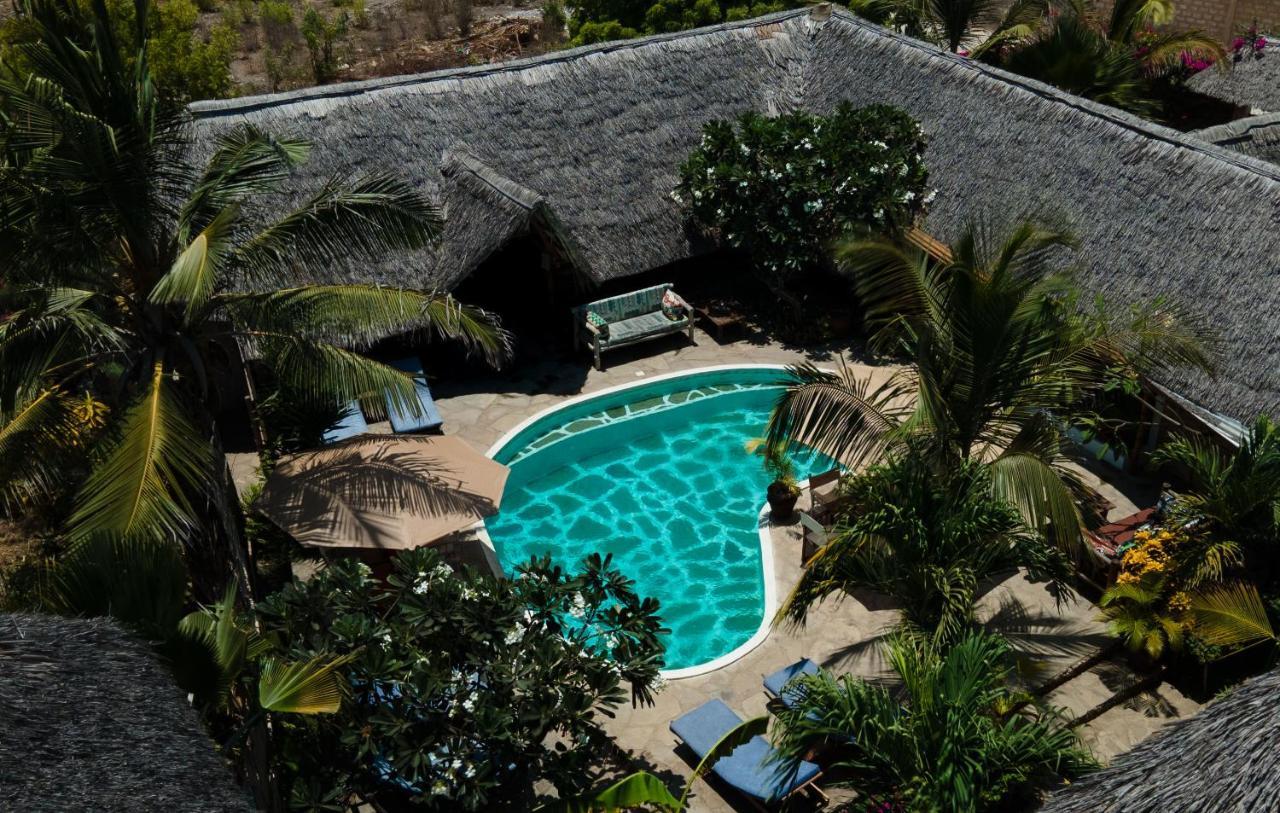 Mvuvi Lodge ワタム エクステリア 写真