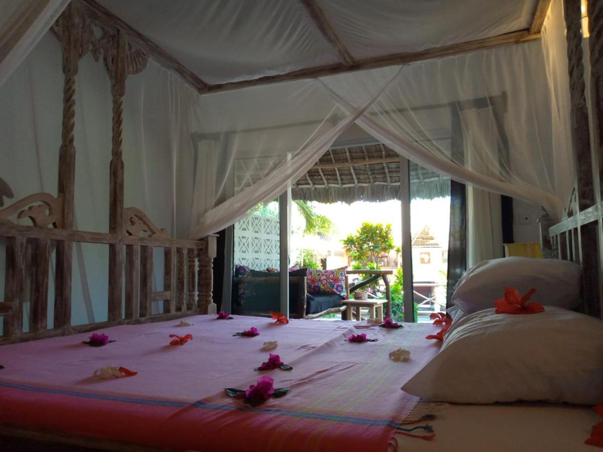 Mvuvi Lodge ワタム エクステリア 写真